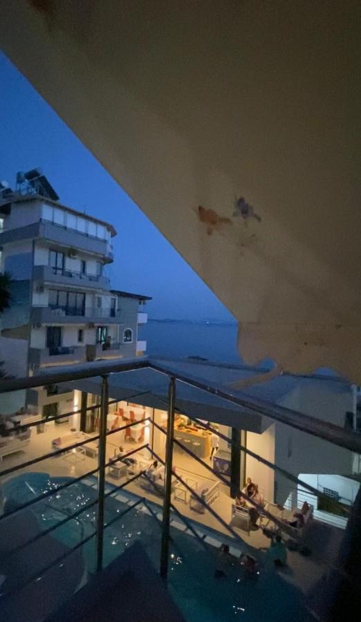 Crown Apartment ساراندا المظهر الخارجي الصورة