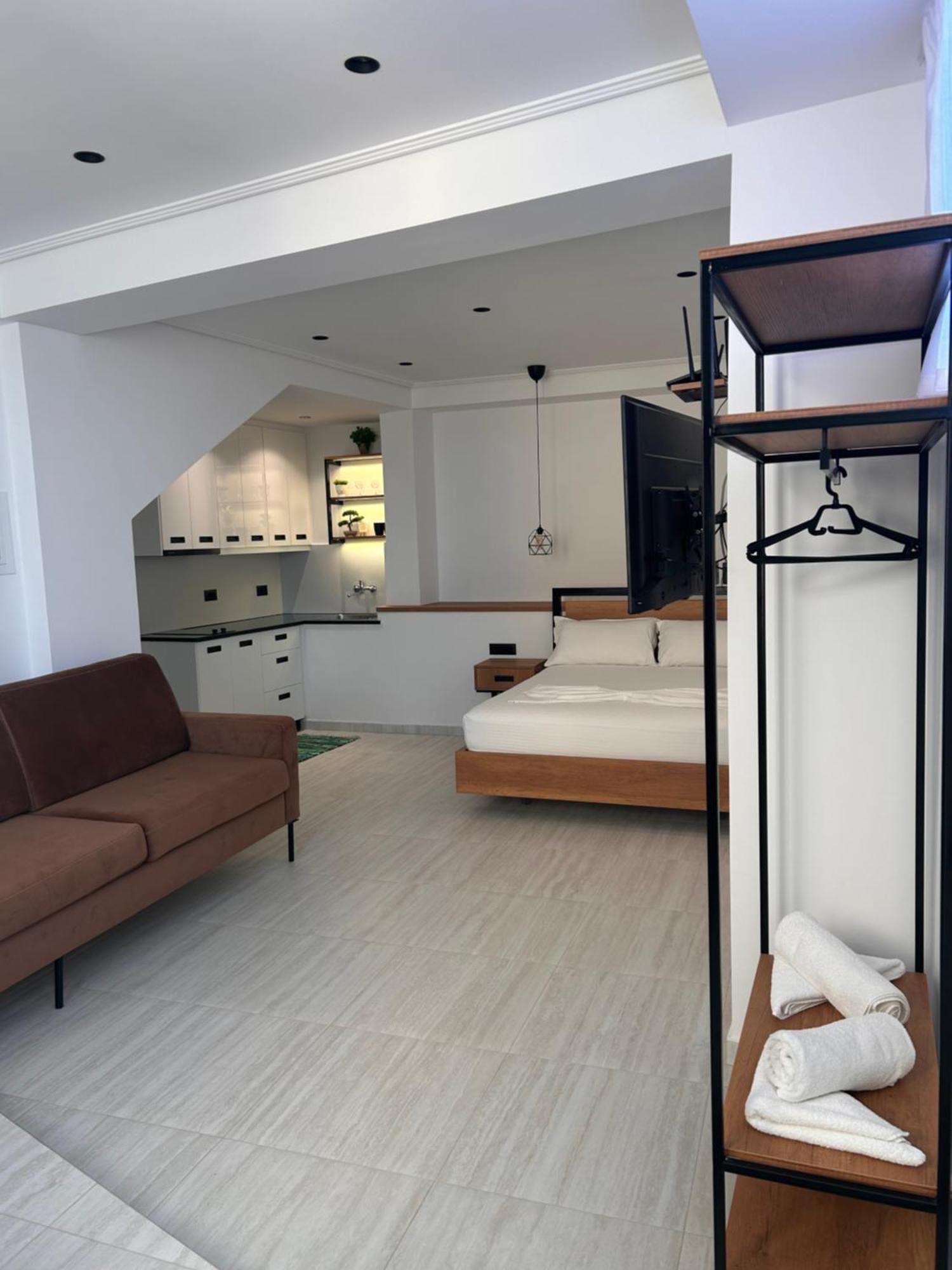 Crown Apartment ساراندا المظهر الخارجي الصورة