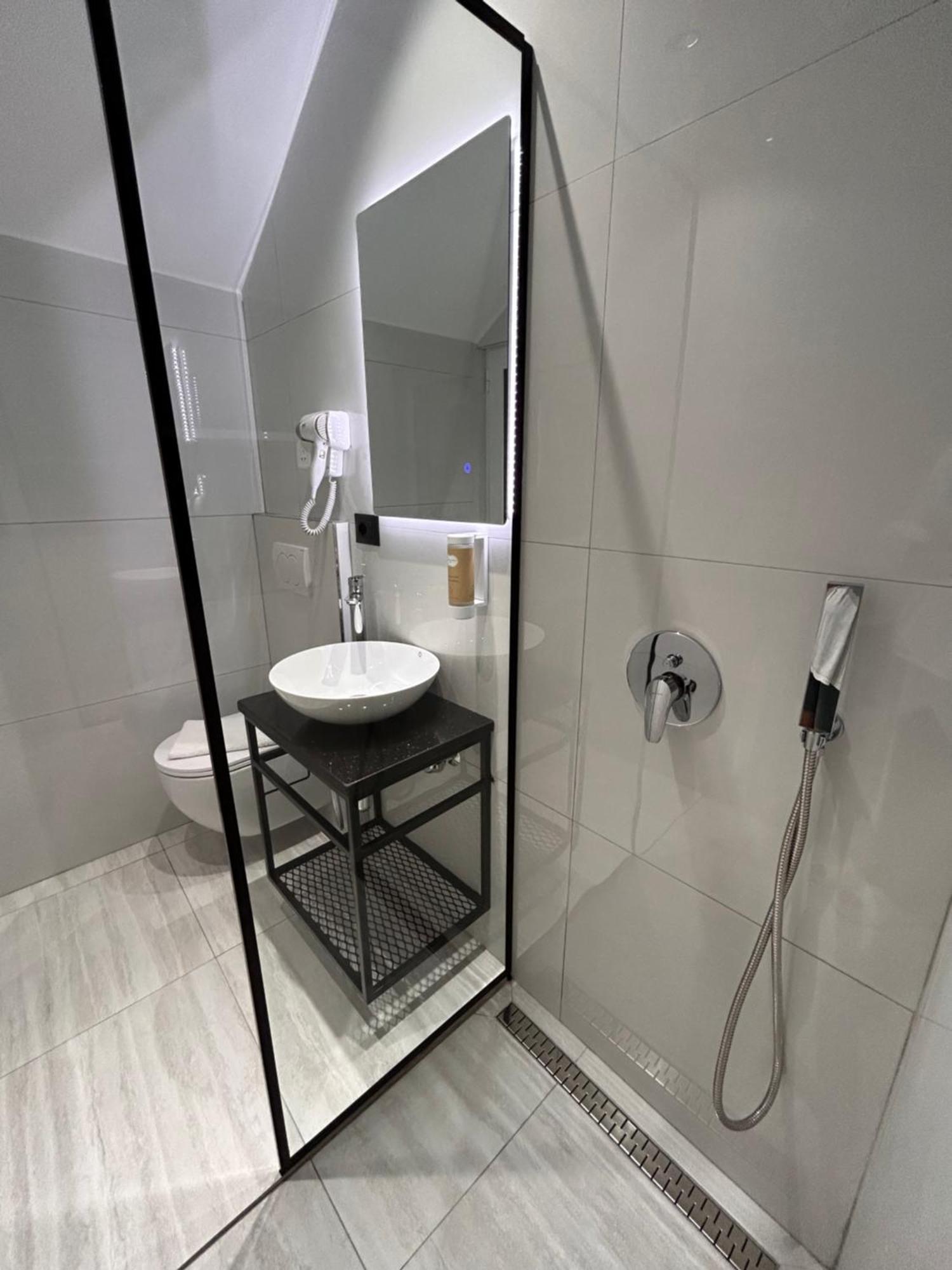 Crown Apartment ساراندا المظهر الخارجي الصورة